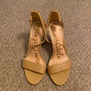 Sam Edelman nude block heels. Size 7.5